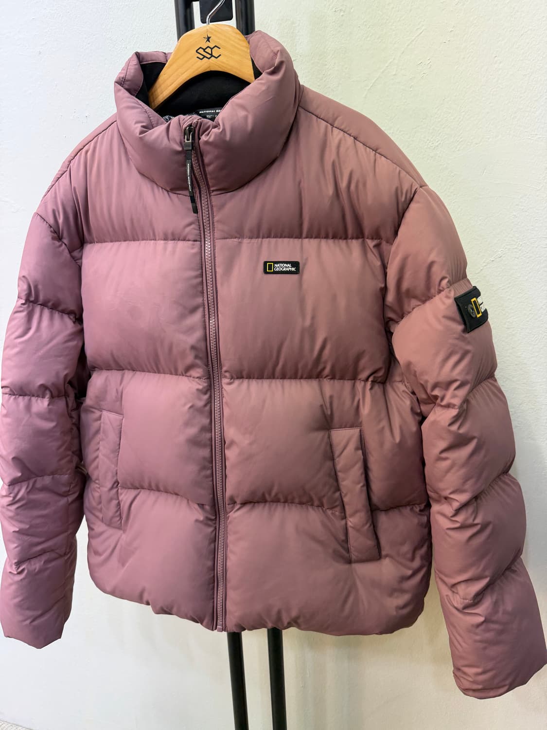 정품) 내셔널지오그래픽 여성 패딩 M 상품이미지2