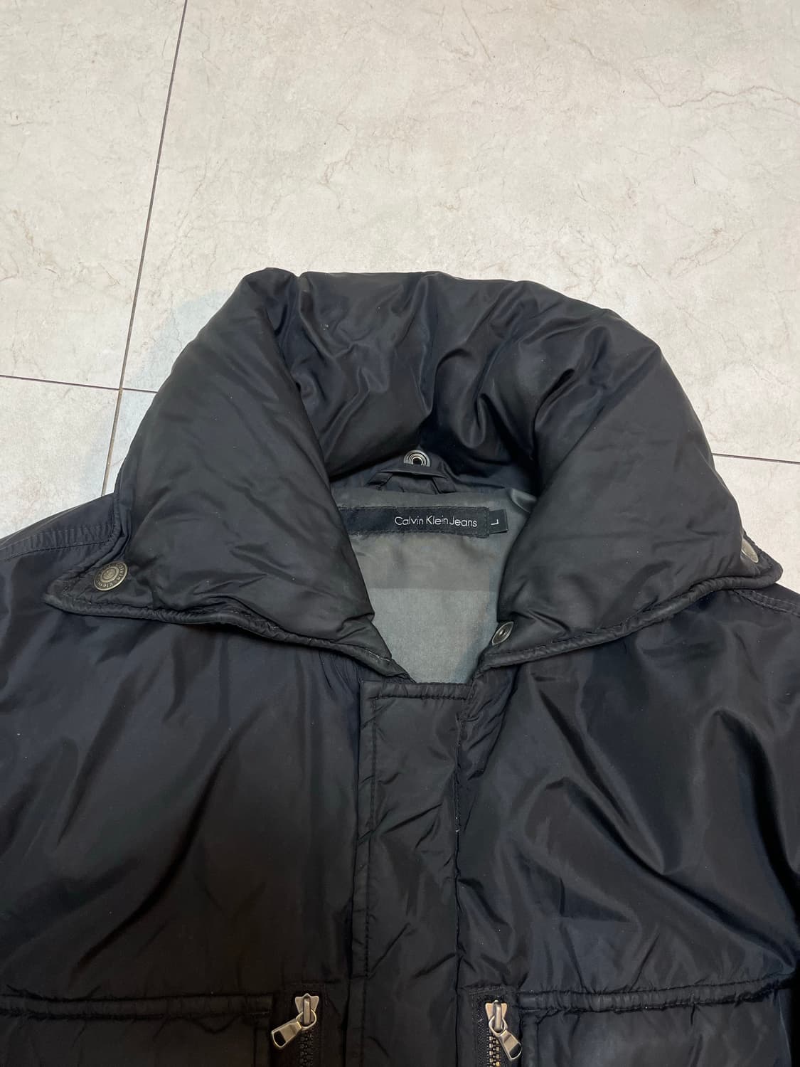 캘빈클라인 세미크롭 다운 패딩 상품이미지4