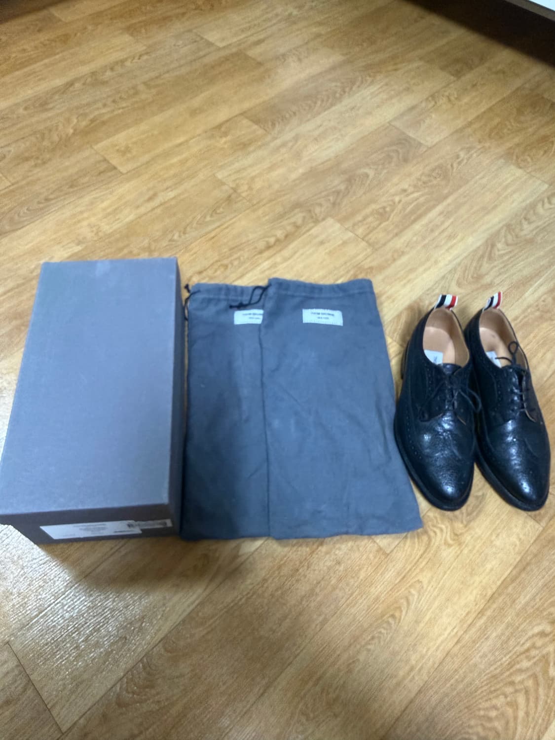 톰브라운 클레식 롱윙 페블 그레인 블랙(윙팁)/38.5 상품이미지1