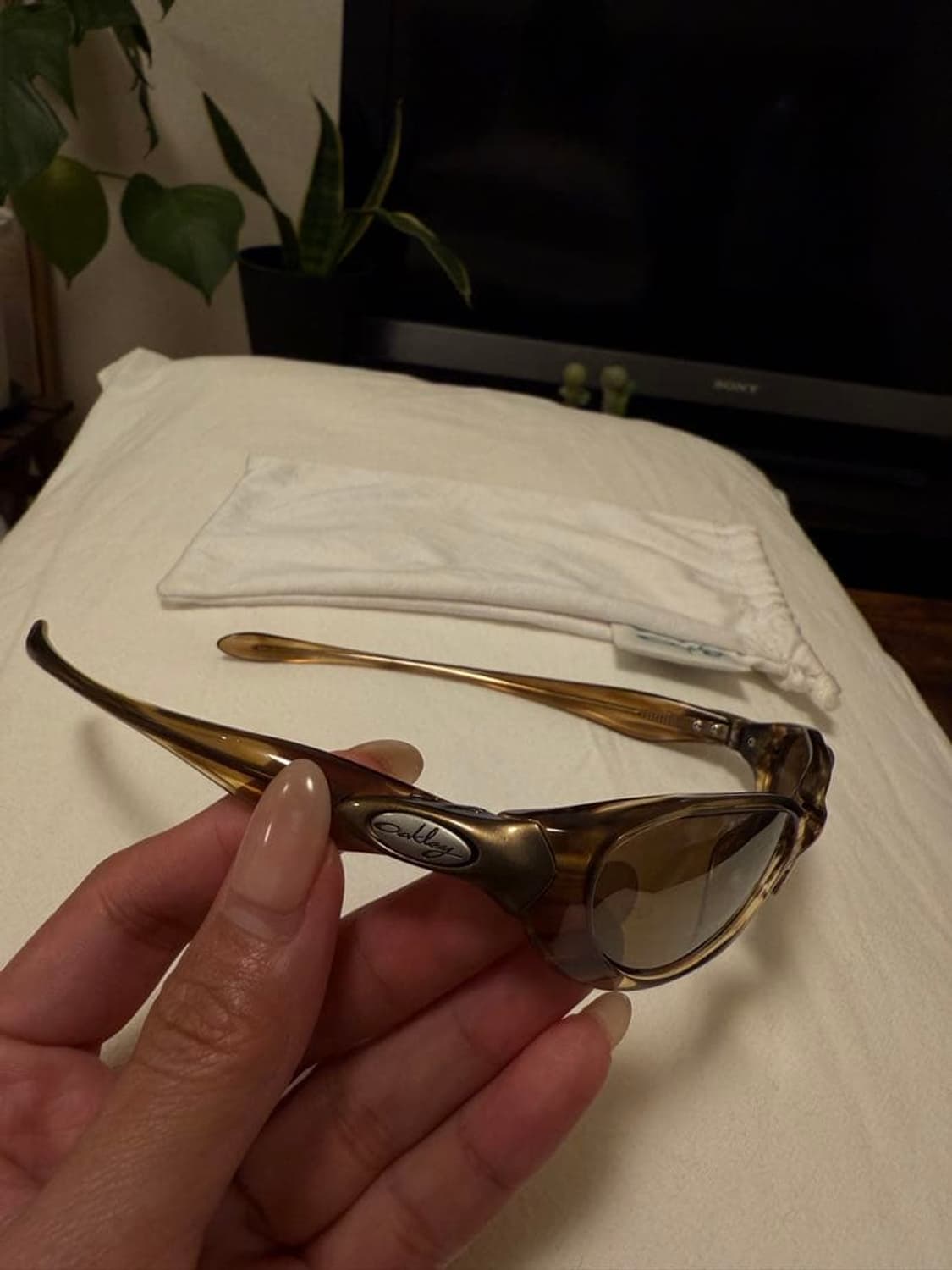 오클리 헤일로(Oakley Halo) 코르크 프레임 선글라스 상품이미지3