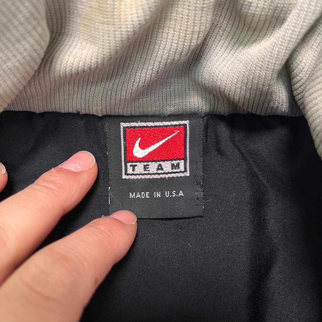 105 나이키 90s 올드스쿨 누빔자켓 상품이미지3