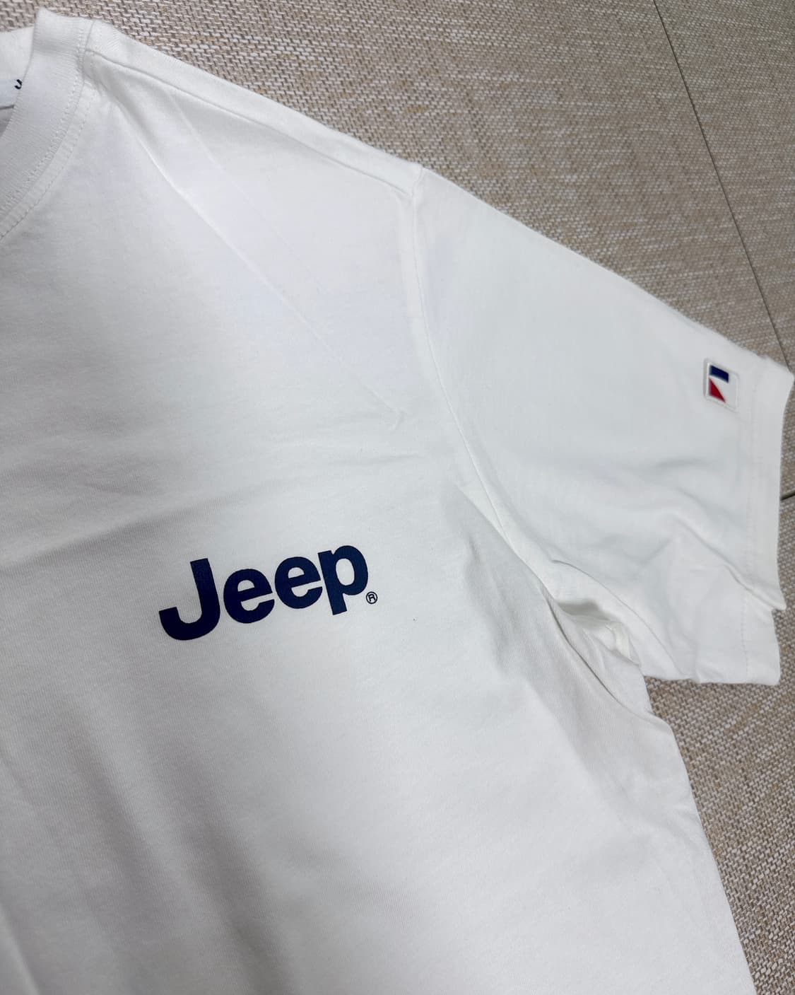 Jeep 스몰 로고 반팔 티셔츠 화이트 L 상품이미지3