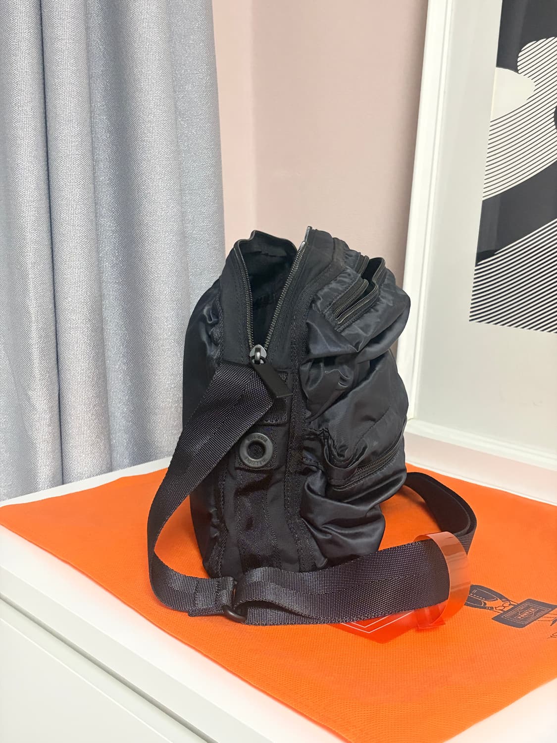 포터 프레임 숄더백 S 스몰 블랙 상품이미지4