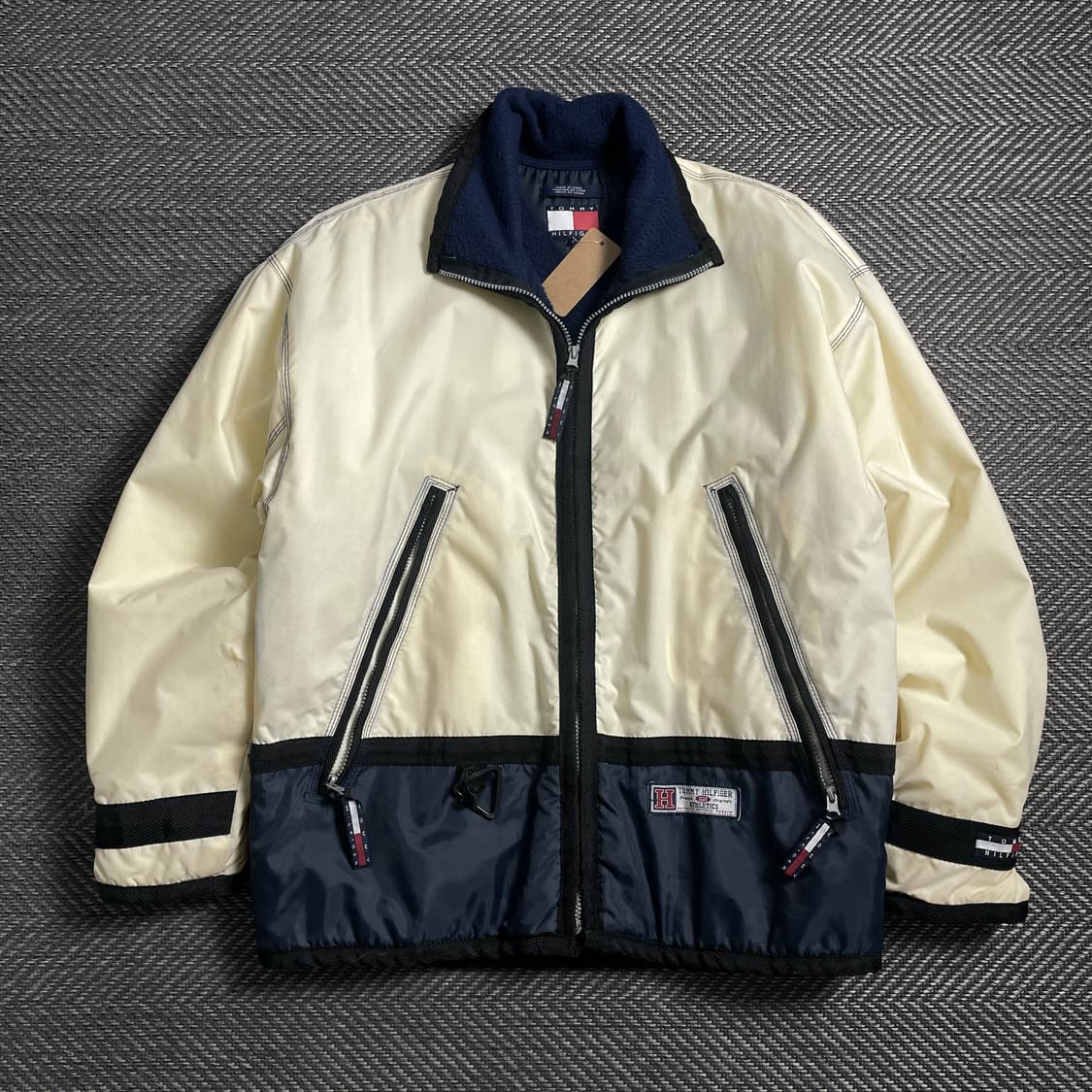 00s 타미힐피거 올드스쿨 빅로고 스티치 디테일 박시핏 점퍼o 4722 상품이미지2