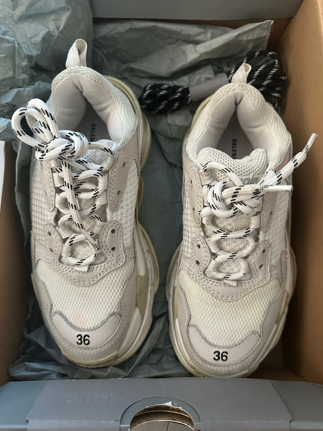 발렌시아가 트리플s 36사이즈 상품이미지1