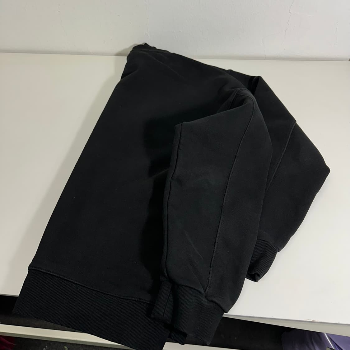 46 95 엘무드 블랙 무지 오버핏 맨투맨 상품이미지5