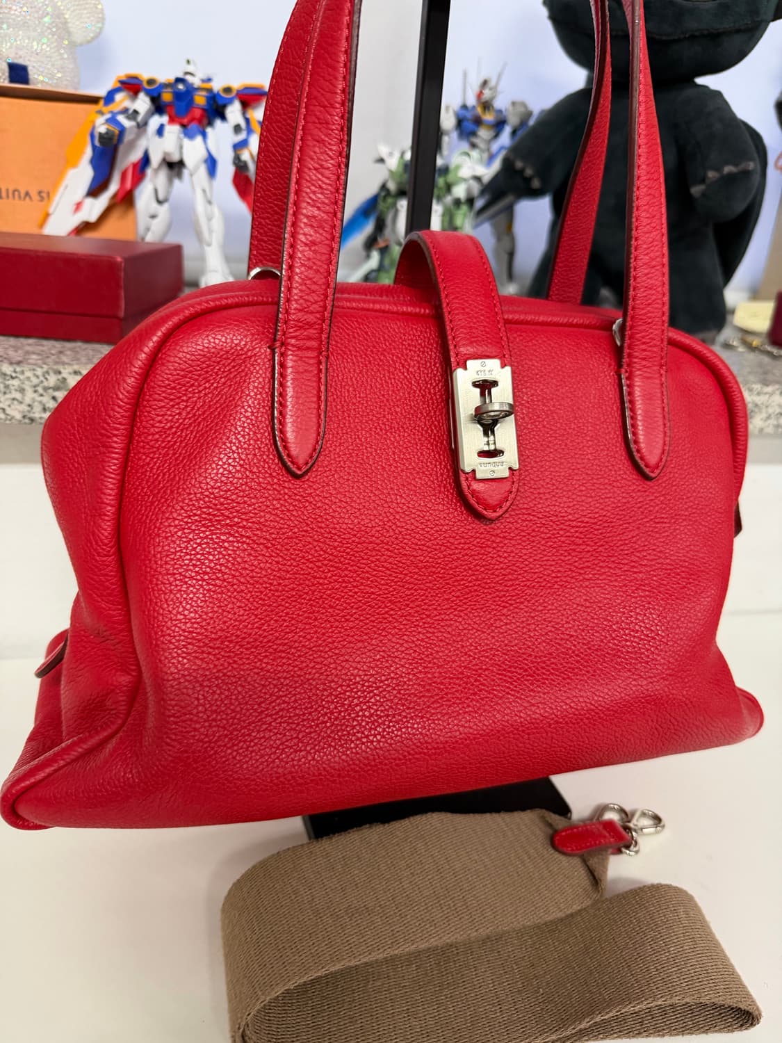 정품) VUNQUE 분크 레드 숄더 토트백 상품이미지2