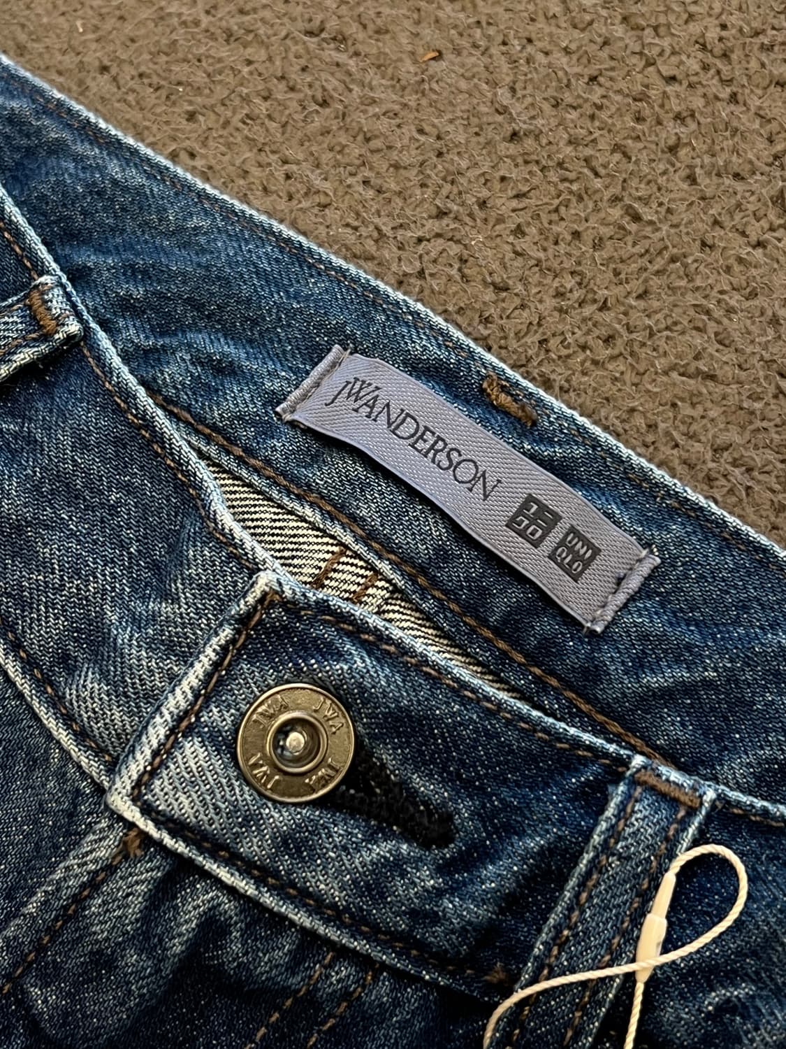 유니클로 jw앤더슨 스트레이트 데님 새상품 처분  상품이미지5