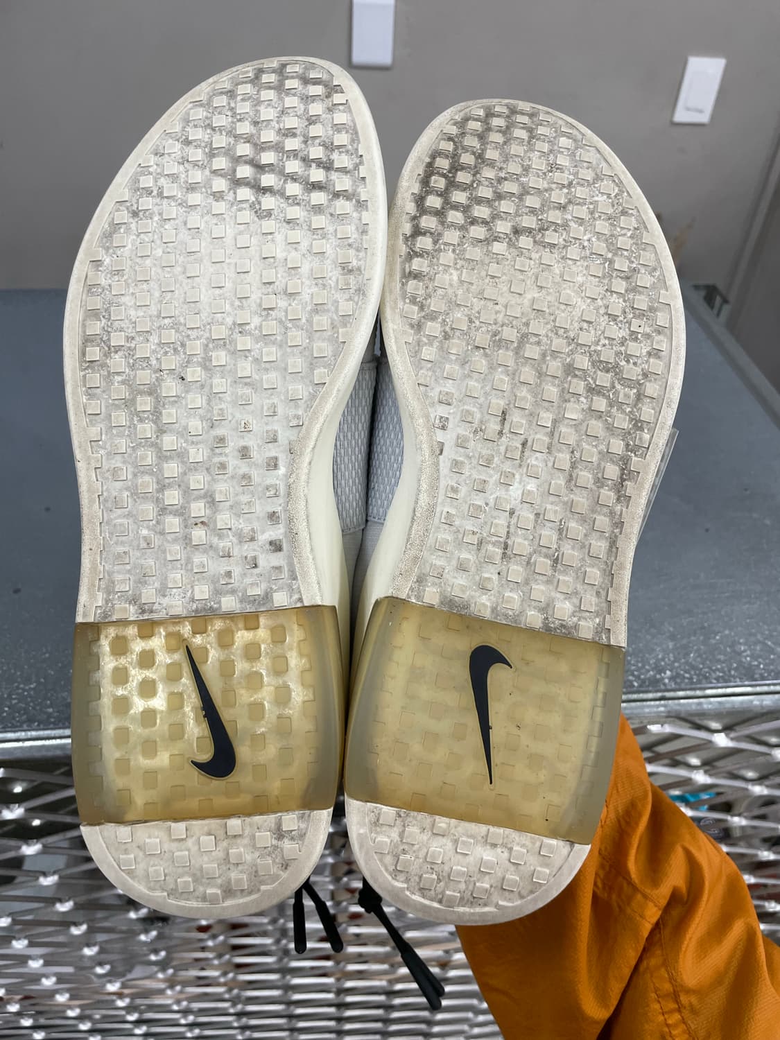 나이키 X 피어 오브 갓 모카신 퓨어 플레티넘 270 상품이미지6