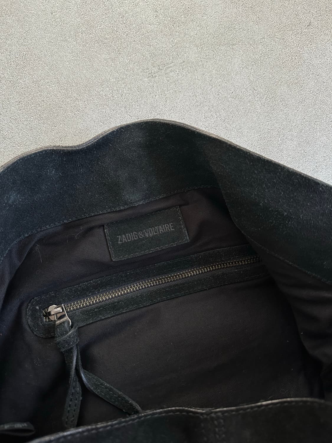 자딕앤볼테르 스웨이드 스터드 레더백 상품이미지6