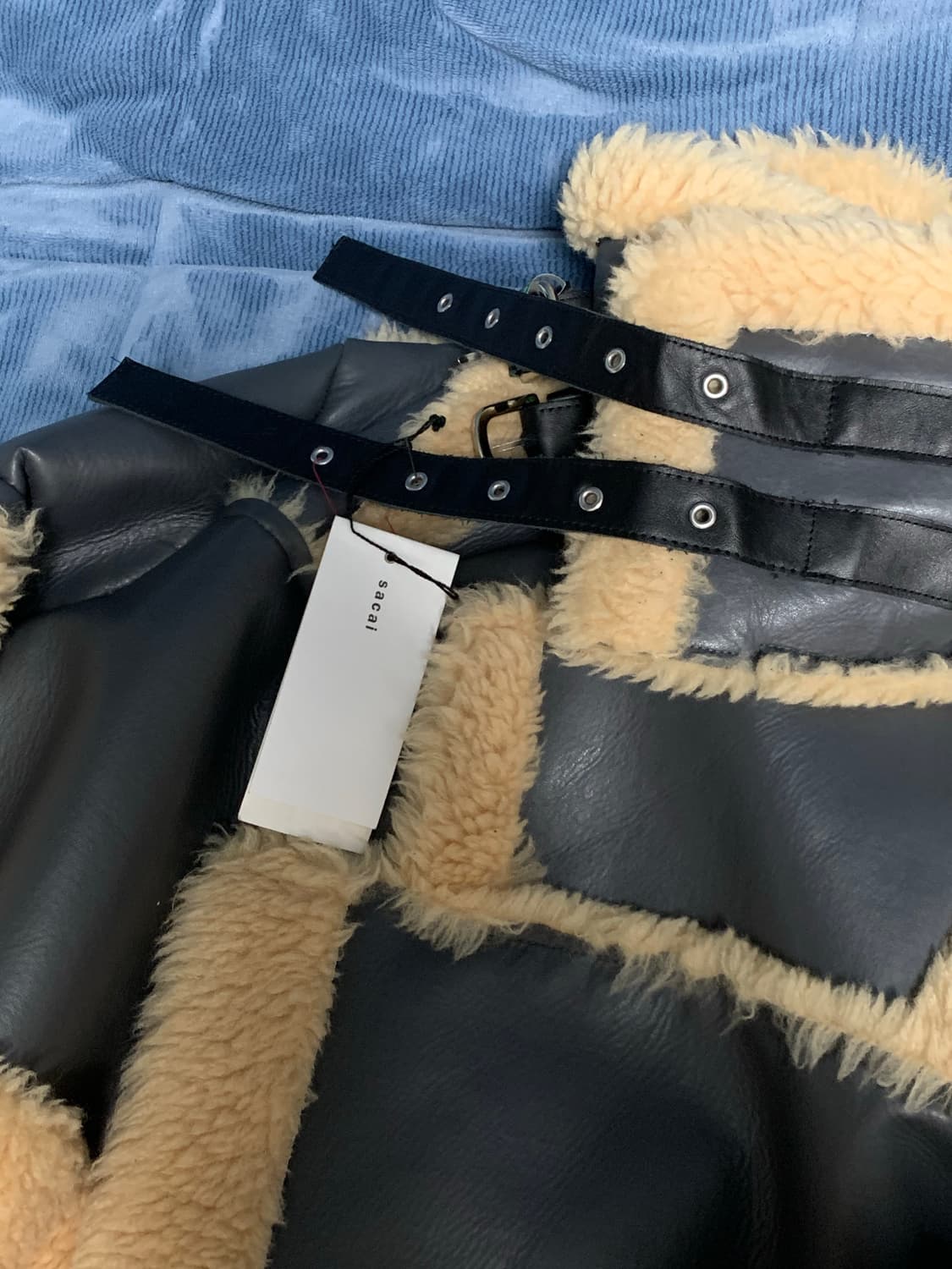 (택o) Sacai 22fw 시어링 무스탕 상품이미지3