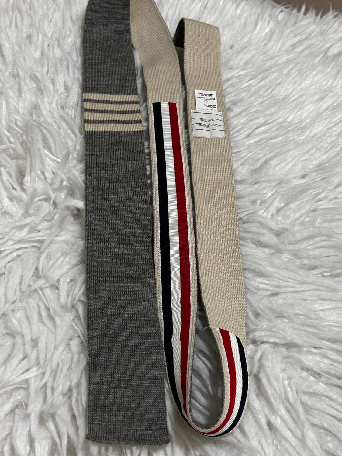 톰브라운 니트 넥타이 그레이 상품이미지2