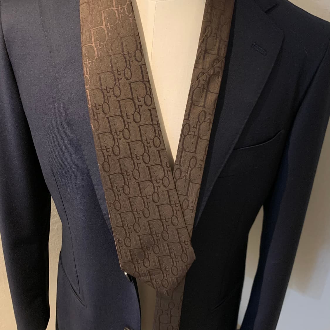 디올 오블리크 넥타이 명품 100실크 최상급 A+등급 브라운컬러 상품이미지2