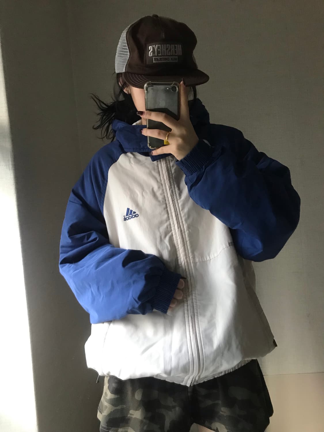 아디다스 흰파 나그랑 패딩 상품이미지3