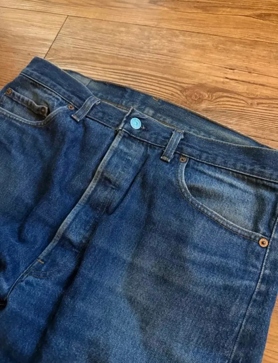 90년대 빈티지 USA 리바이스 501 판매합니다. 상품이미지3