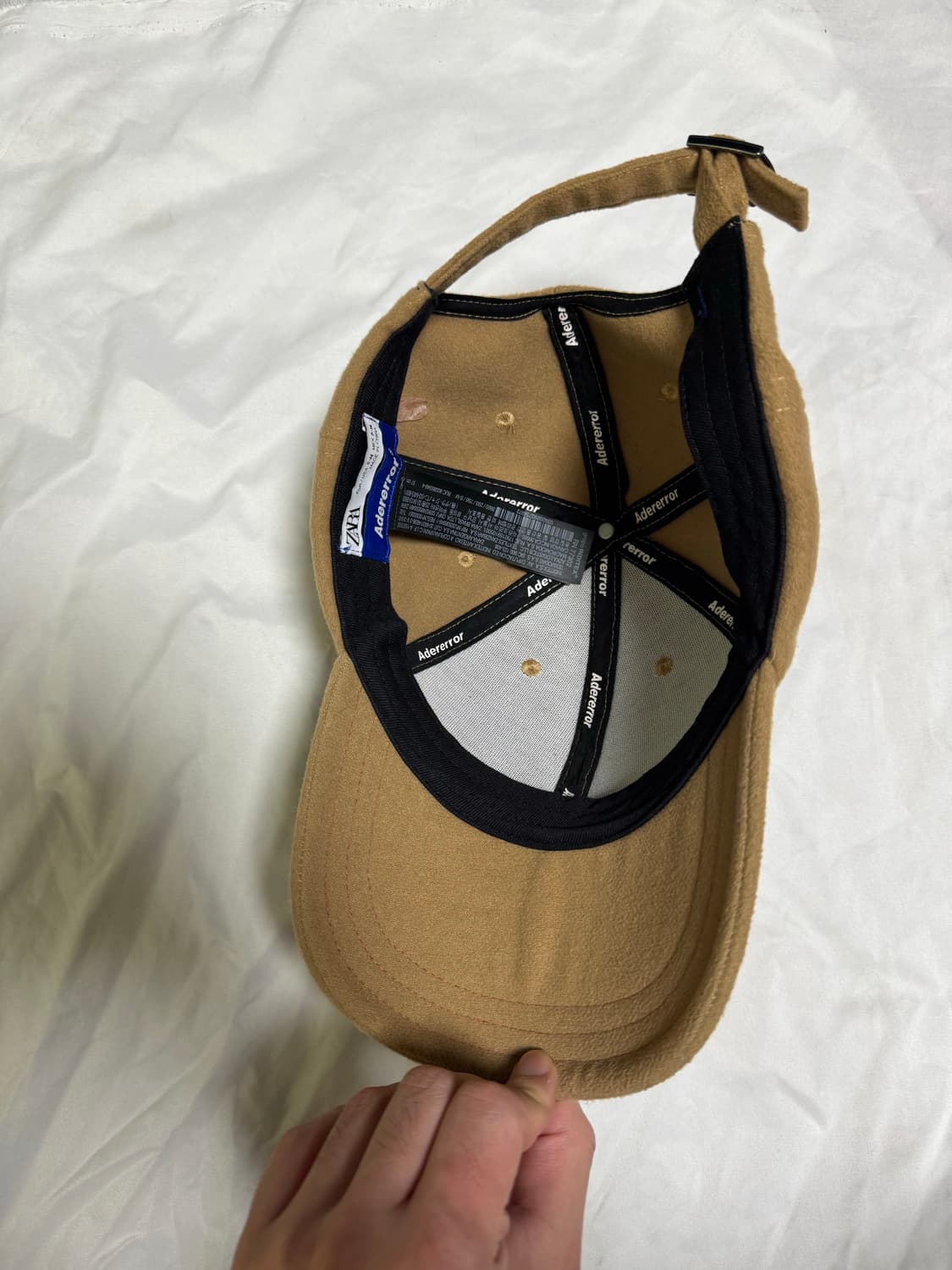 자라 아더에러 콜라보 모자 상품이미지4