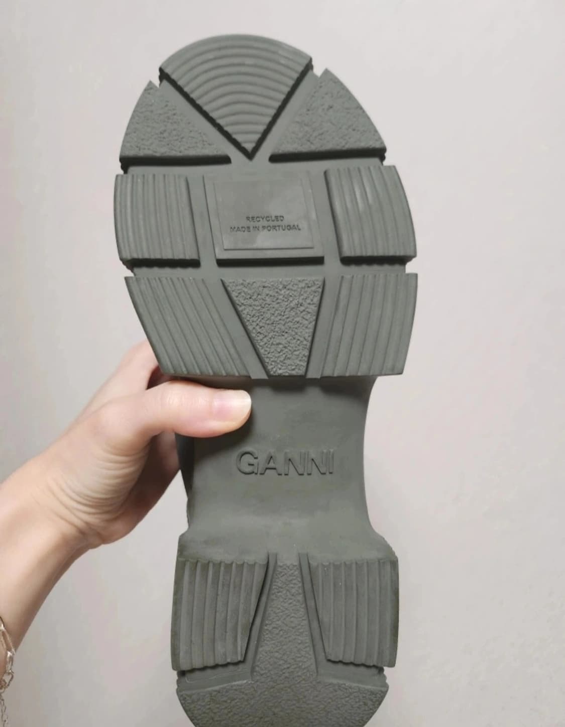 [새상품]가니 러버 첼시 부츠 카키 35 상품이미지4