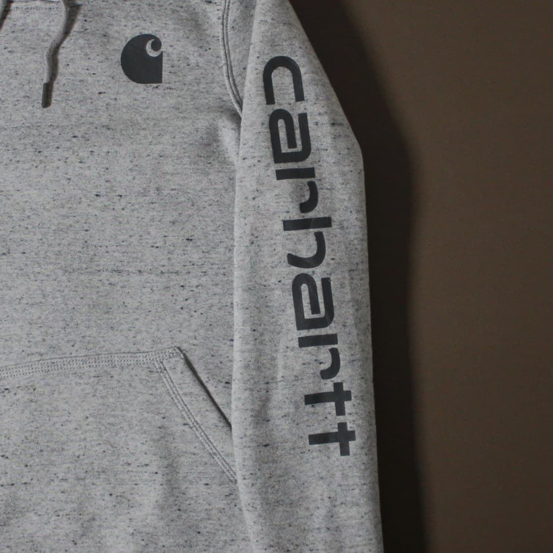 Carhartt 칼하트 기모 로고 프린팅 후드티  상품이미지3