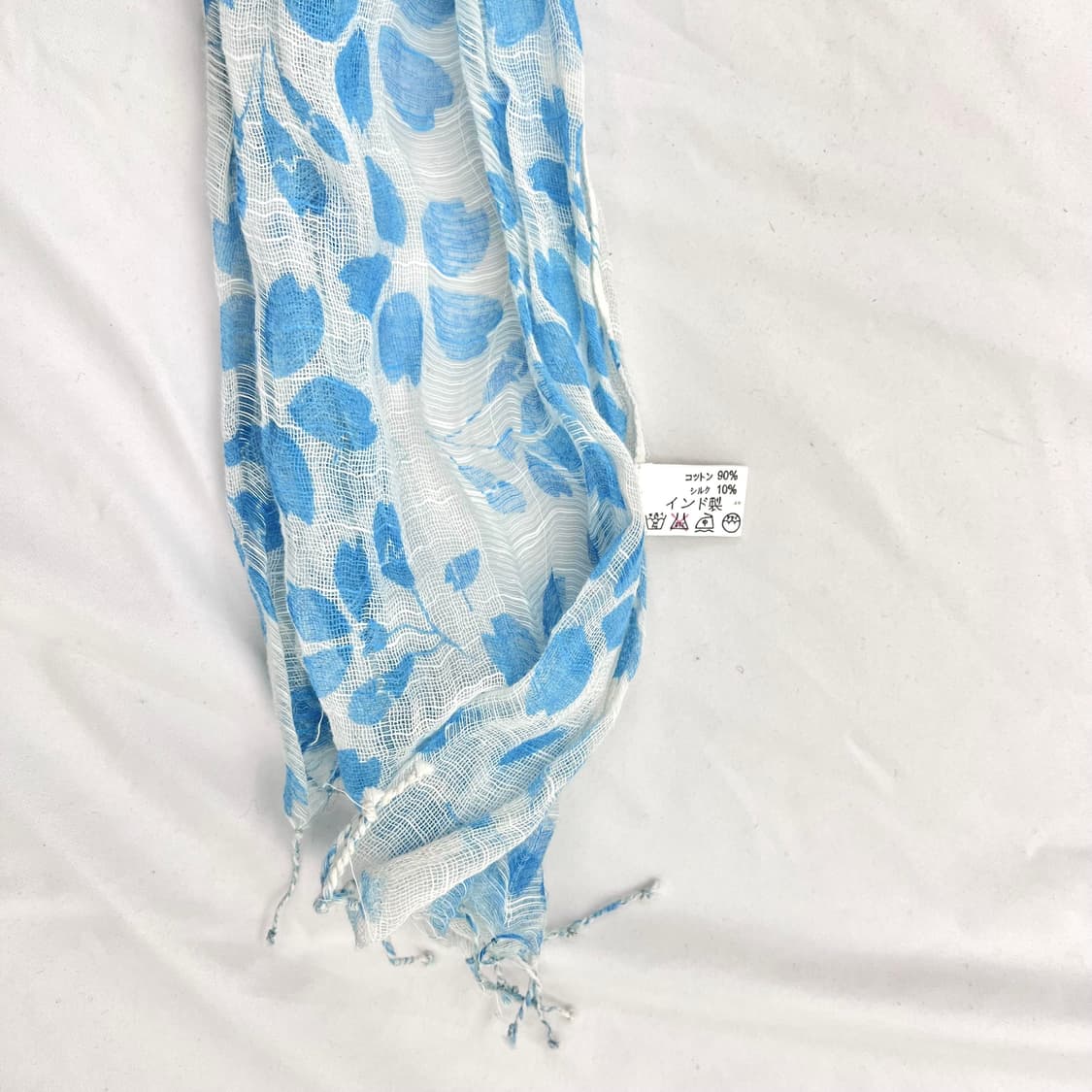 A light blue sheer scarf 상품이미지2