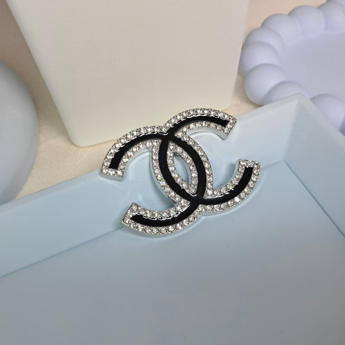 샤넬 브로치 블랙파베 빈티지 펜던트 상품이미지1