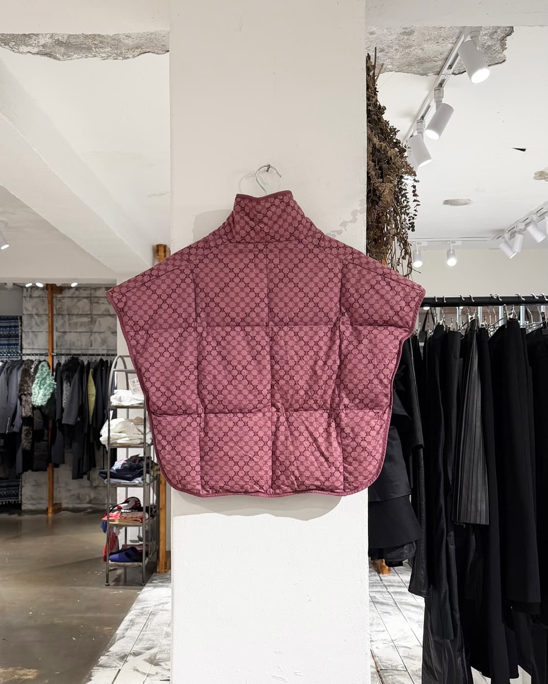 셀린느 핑크 트리오페 다운 베스트 상품이미지6