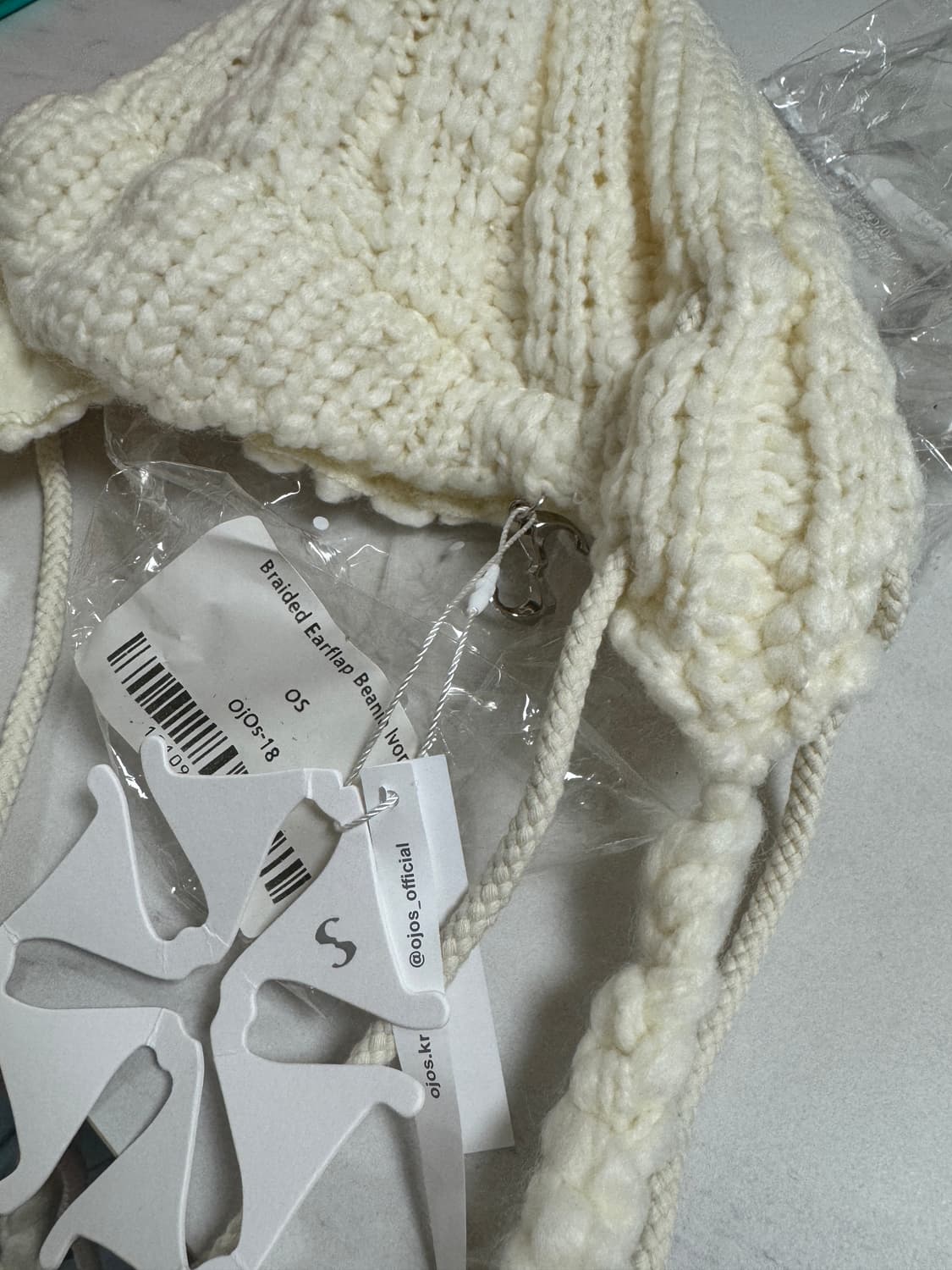 브레이디드 이어플랩 비니 상품이미지3