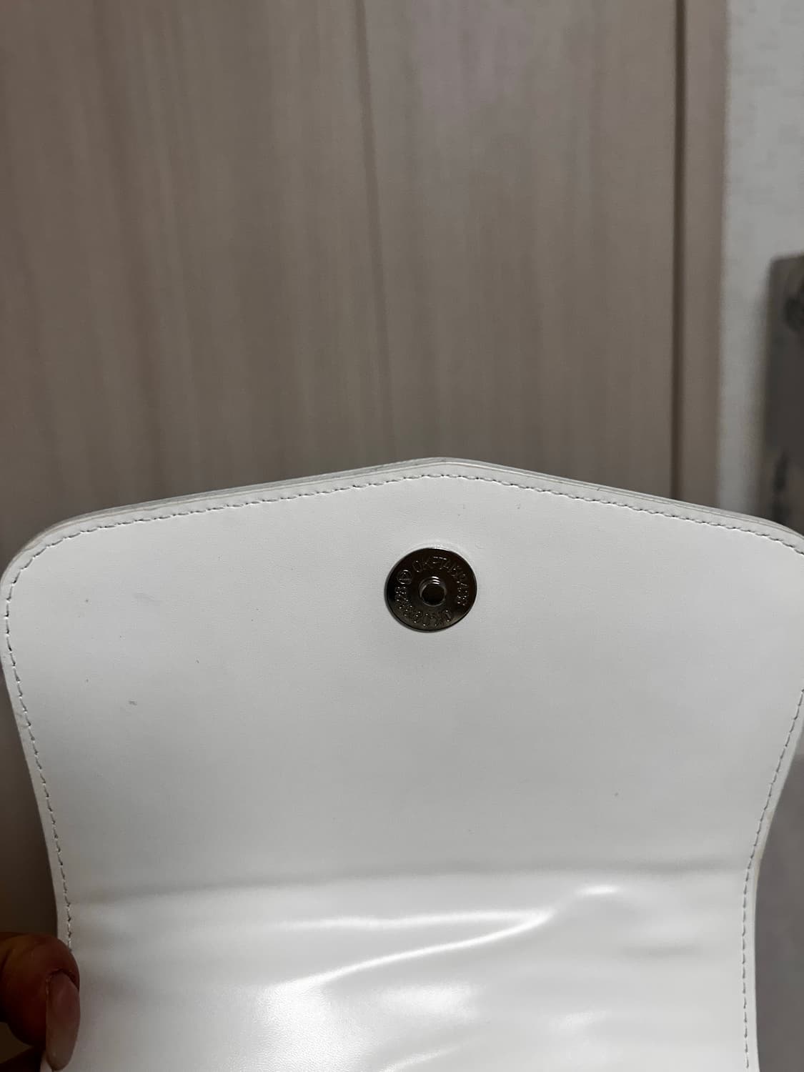 ulika santus 울리카 상투스 채리티 크로스 백 화이트 상품이미지7