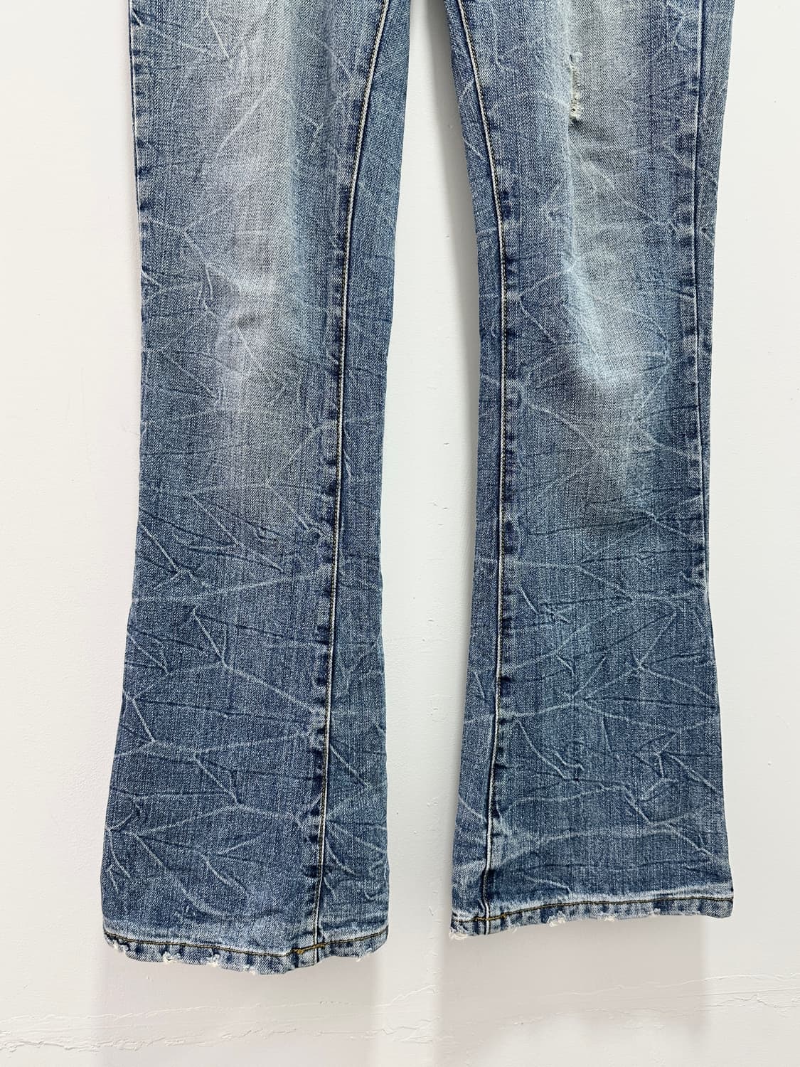 Flare back leather detail denim pants 상품이미지10