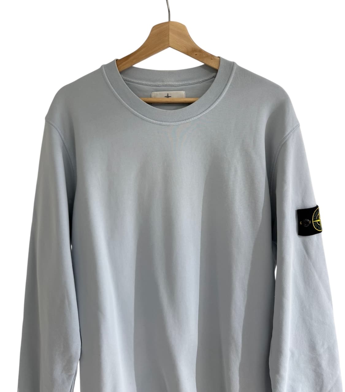 스톤아일랜드 스카이블루 와펜 크루넥 스웻 상품이미지3