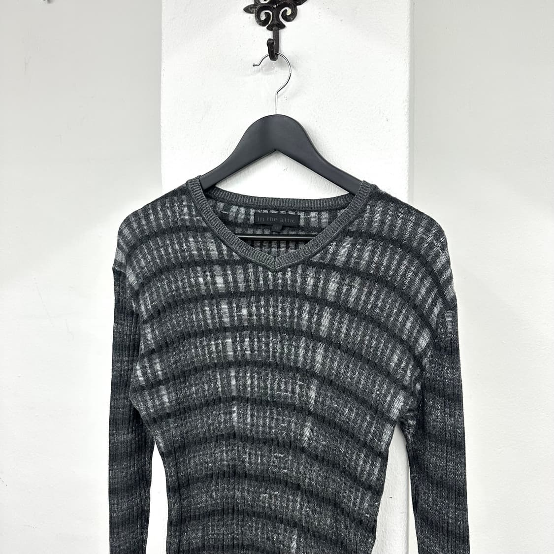 In the attic grey knit 상품이미지2