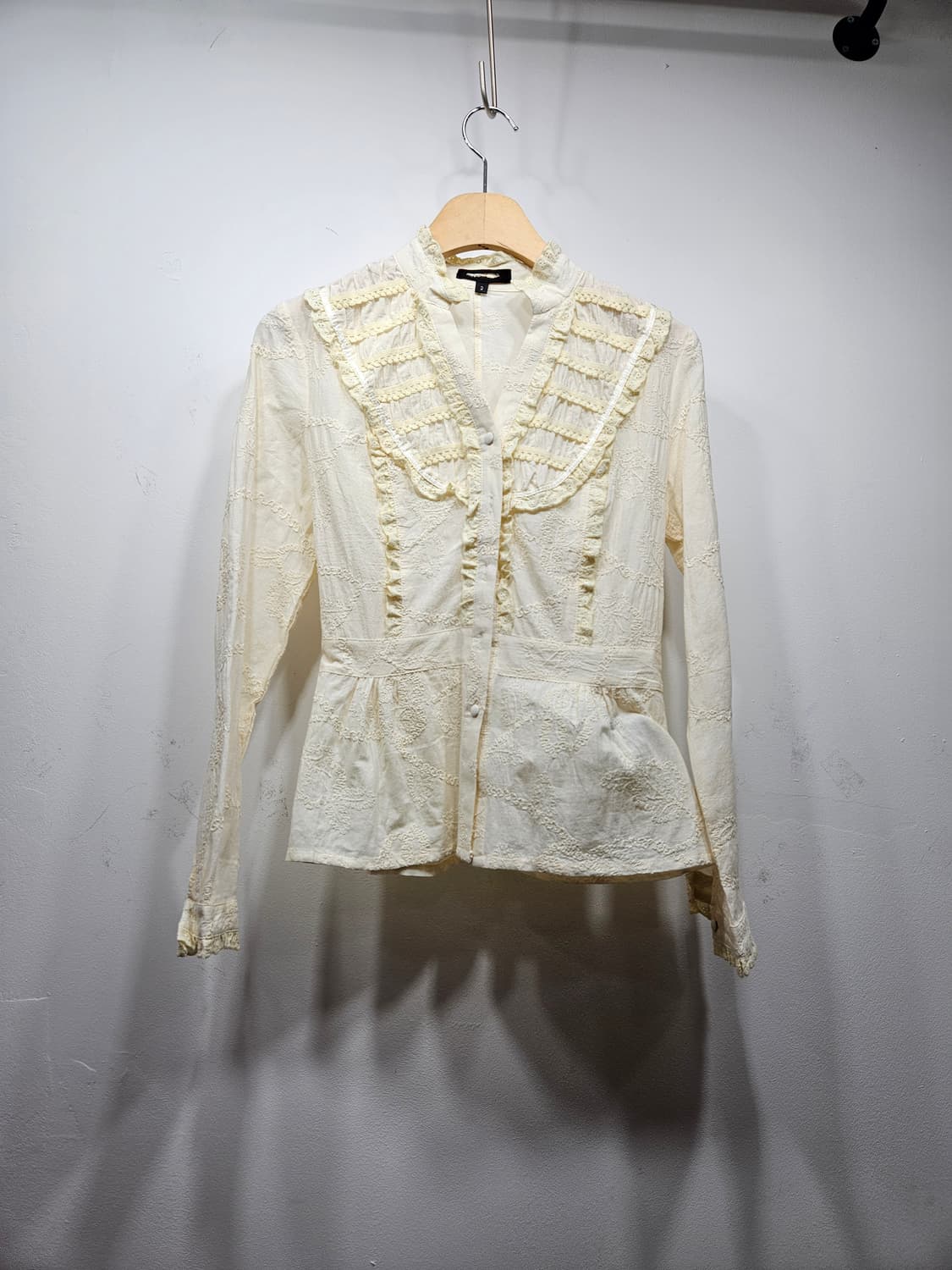 아이보리 고급스러운 레이스 블라우스 [미사용] 상품이미지1