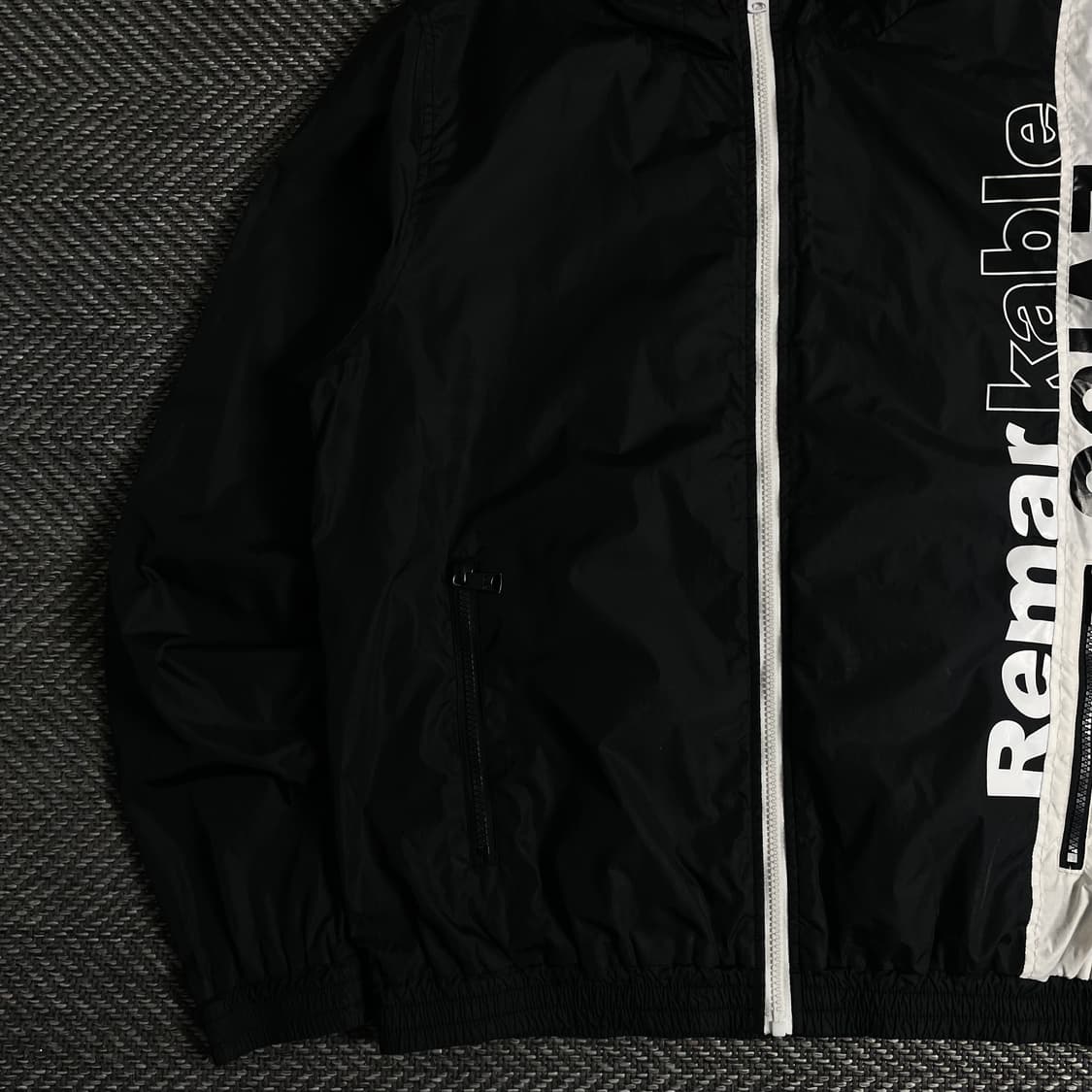 에비수 빅로고 배색 경량 바람막이 자켓y 3339 상품이미지4