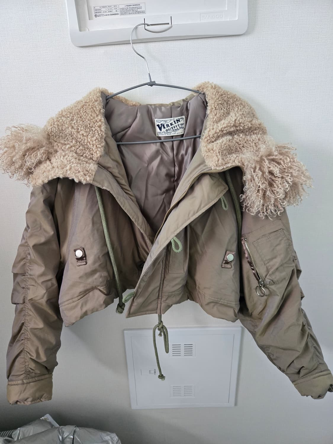 덤블 크롭 후드 항공셔링점퍼 상품이미지4