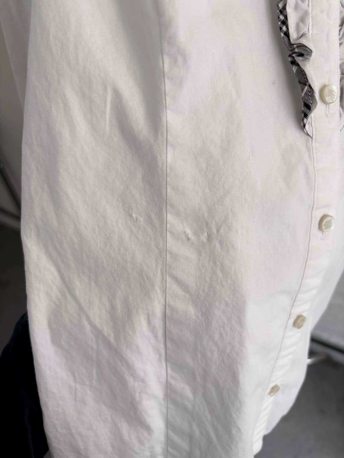 버버리 블루라벨 퍼프 화이트 셔츠 상품이미지6