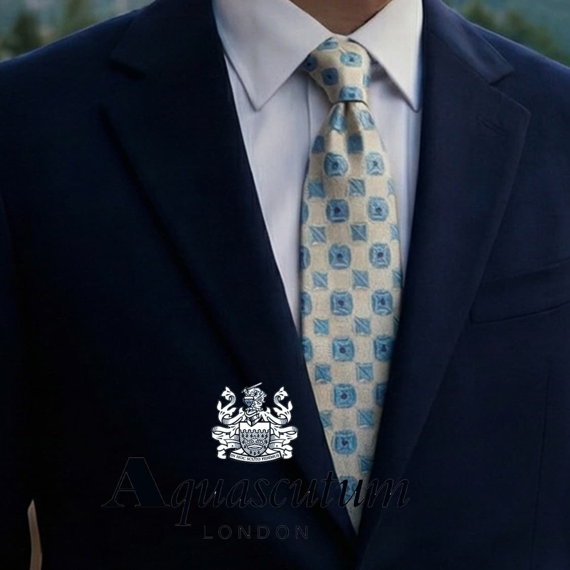 아쿠아스큐텀 실크 스카이블루 기하 넥타이 8.8cm A+등급 A19457 상품이미지1