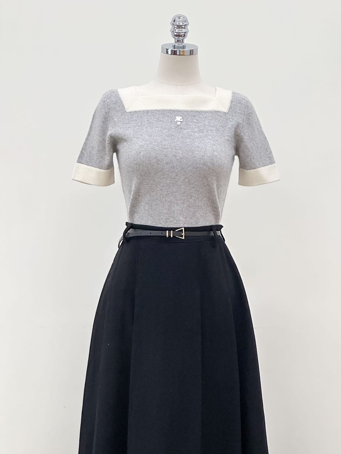 courreges / 꾸레쥬 그레이 울&캐시미어 스퀘어 넥 니트  상품이미지5