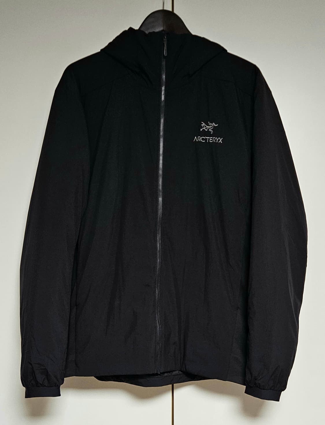(매장정품)아크테릭스 아톰 후디자켓 블랙 M(100~103) 새제품급 상품이미지2