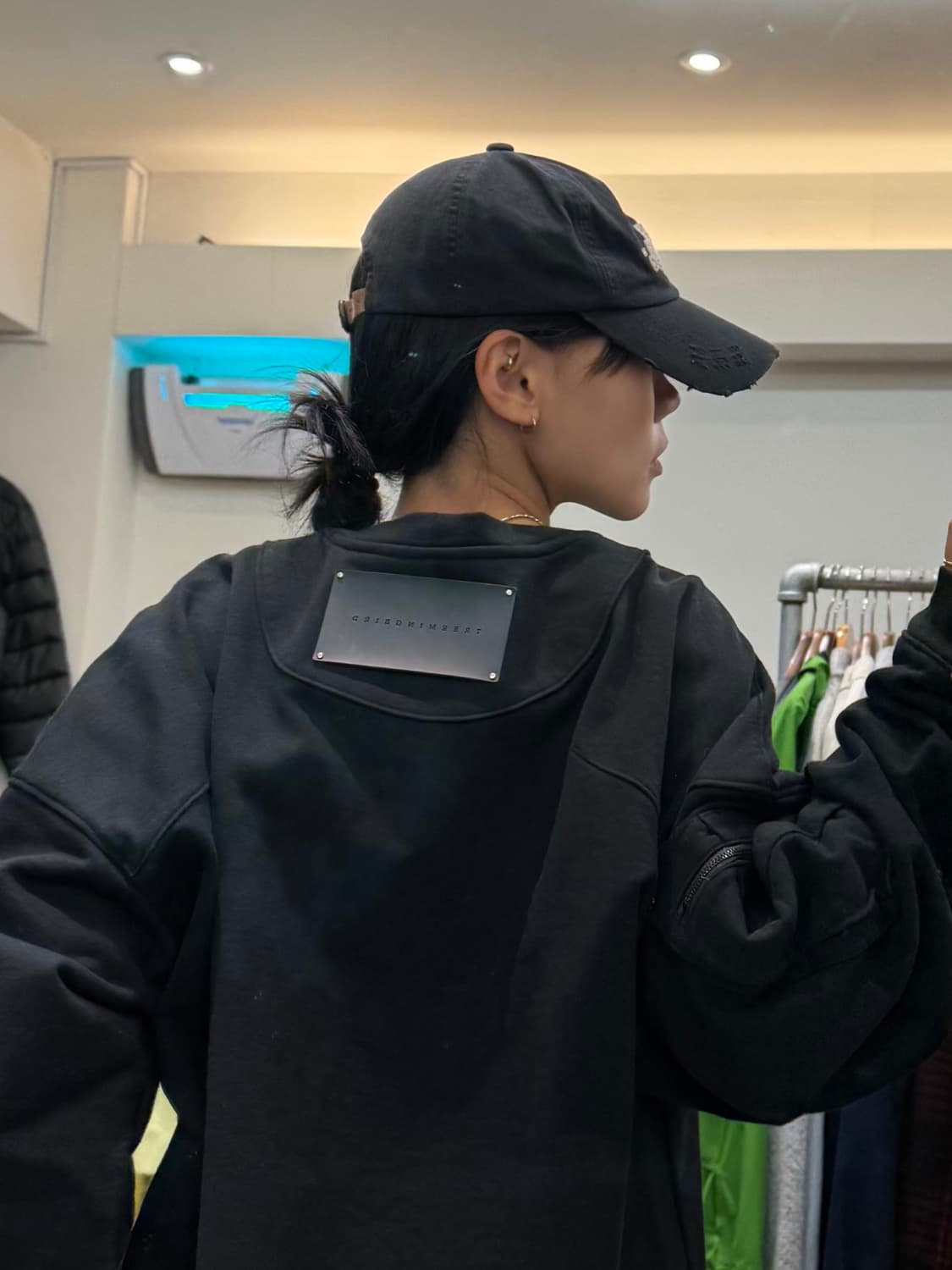 트리밍버드 멀티 포켓 맨투맨 상품이미지9