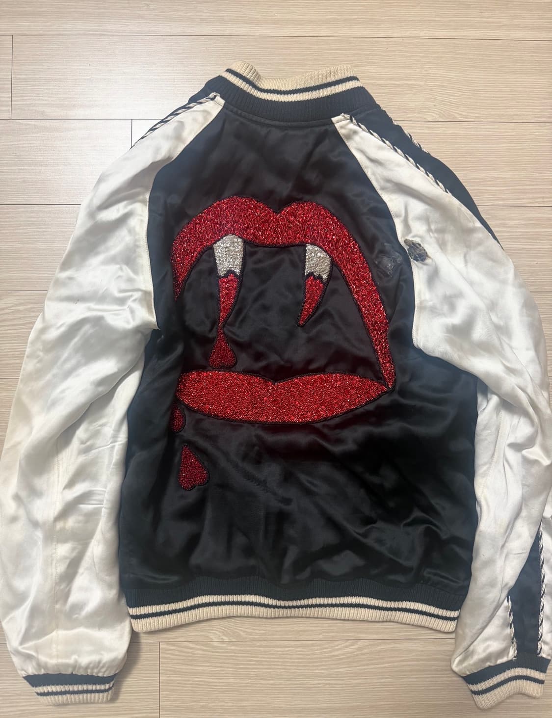 (46) Saint Laurent 블러드러스터 자켓 상품이미지1
