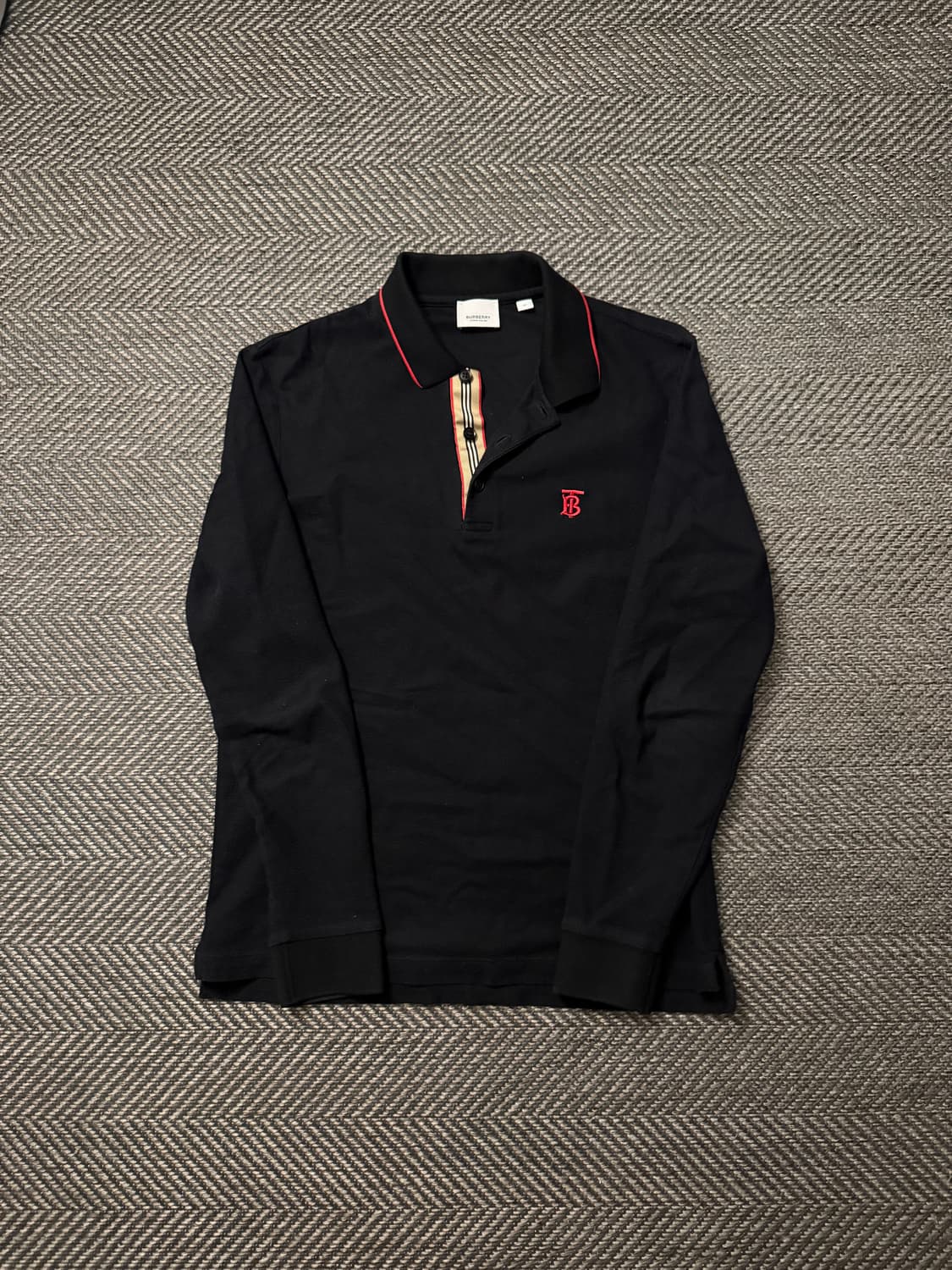 버버리 로고 카라 티셔츠 상품이미지1