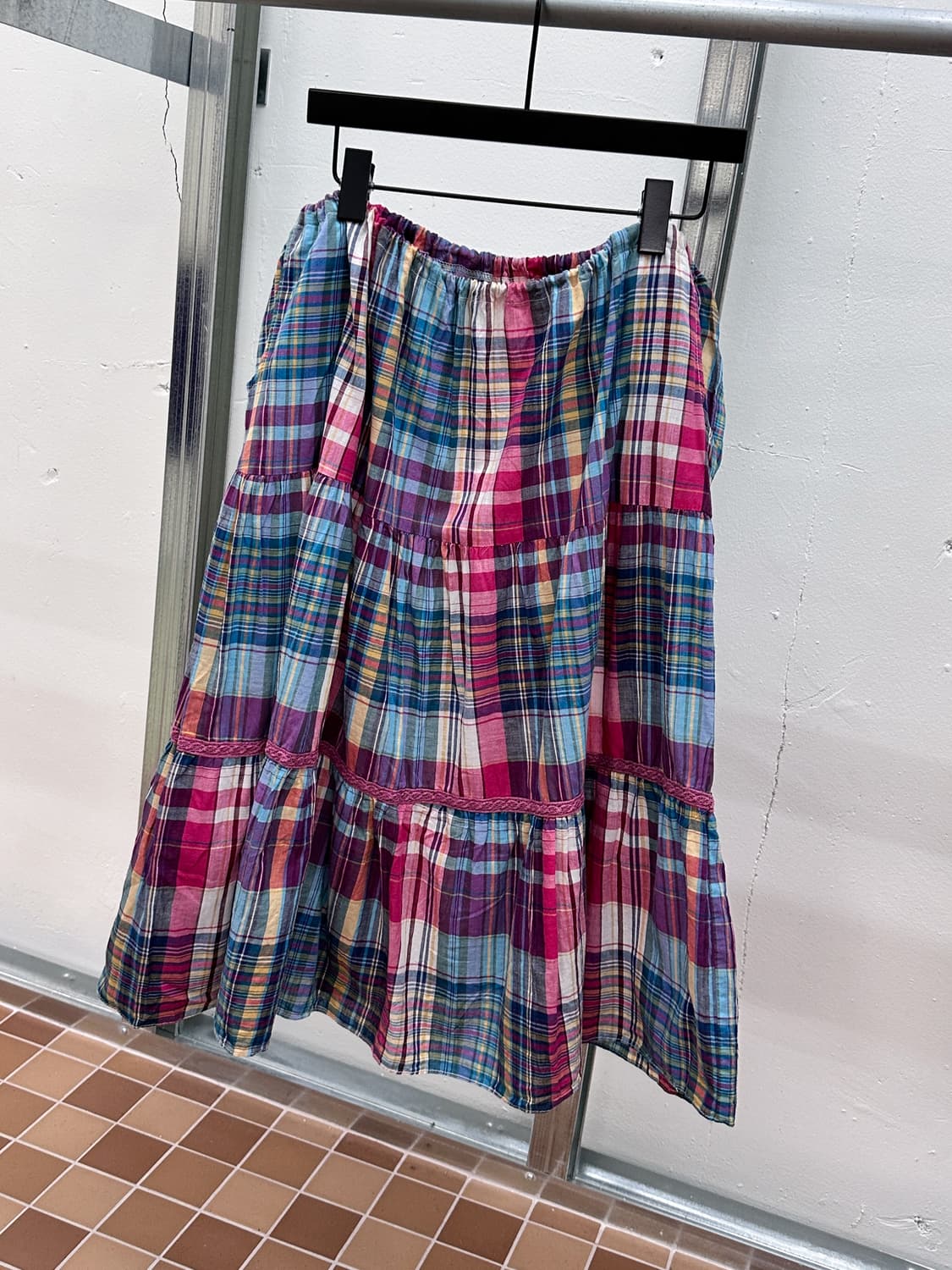 pink multi check strap skirt 상품이미지3
