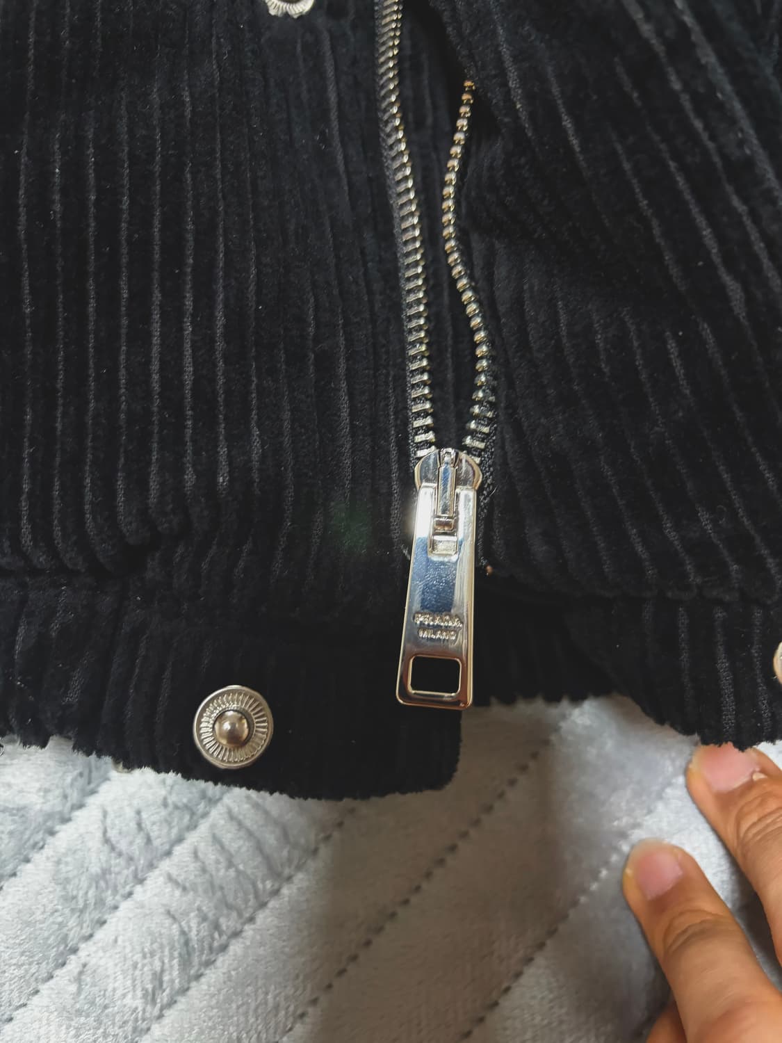 프라다 코듀로이 패딩 상품이미지5