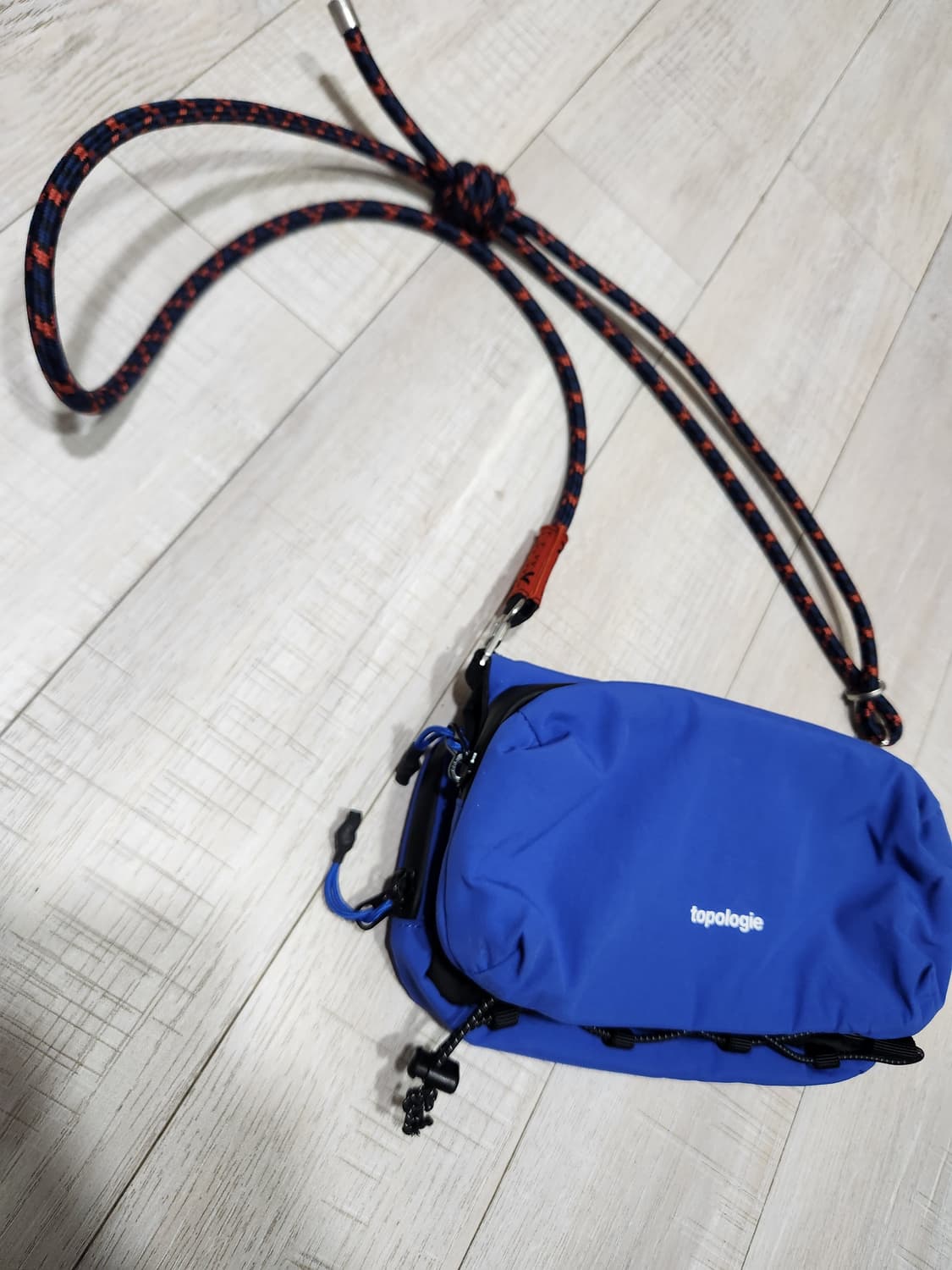 토폴로지 사코슈백 블루 상품이미지2