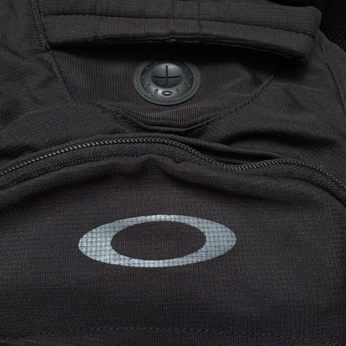 오클리 제팬 테크니컬 써클로고 백팩 상품이미지4