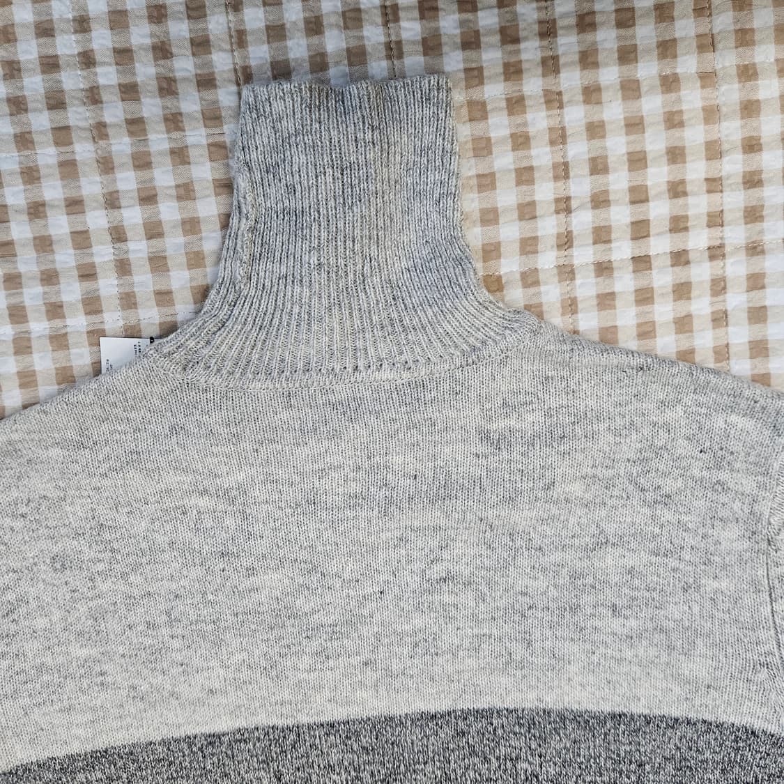 미착용 턱시 터틀넥 니트 남자100 상품이미지5