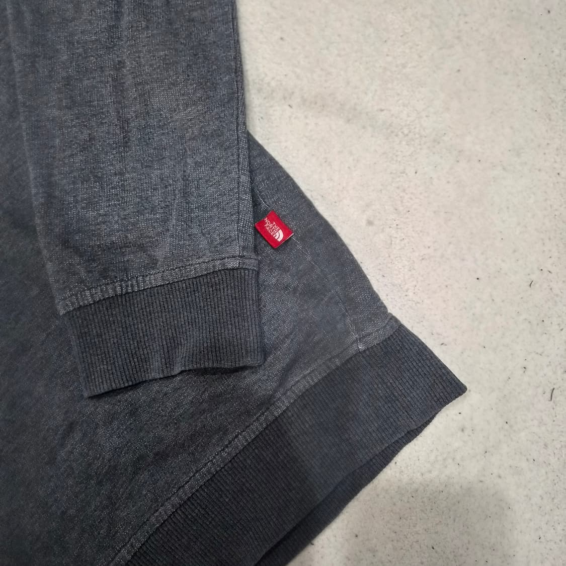 노스페이스  맨투맨90 상품이미지2