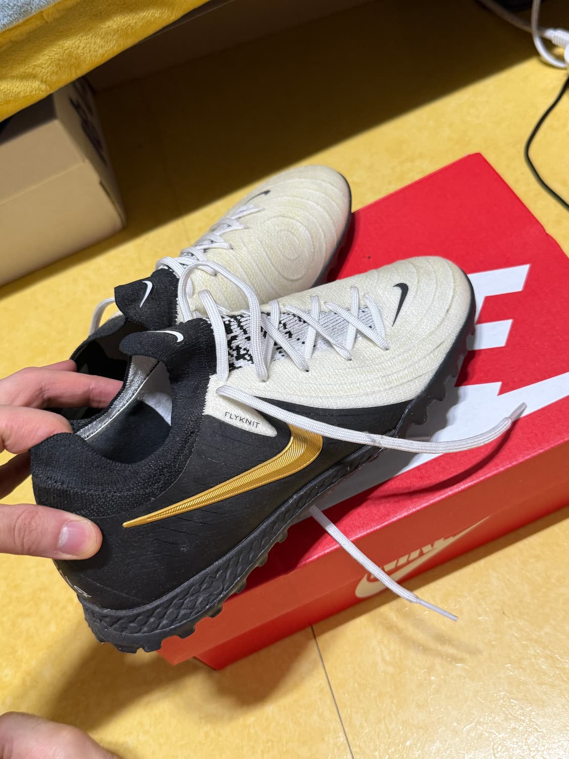 나이키 팬텀 gx2 풋살화 상품이미지2