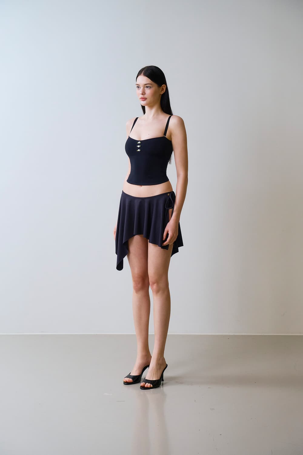 비나제이 수영복 언발 러플 스커트 커버업 새상품 상품이미지1