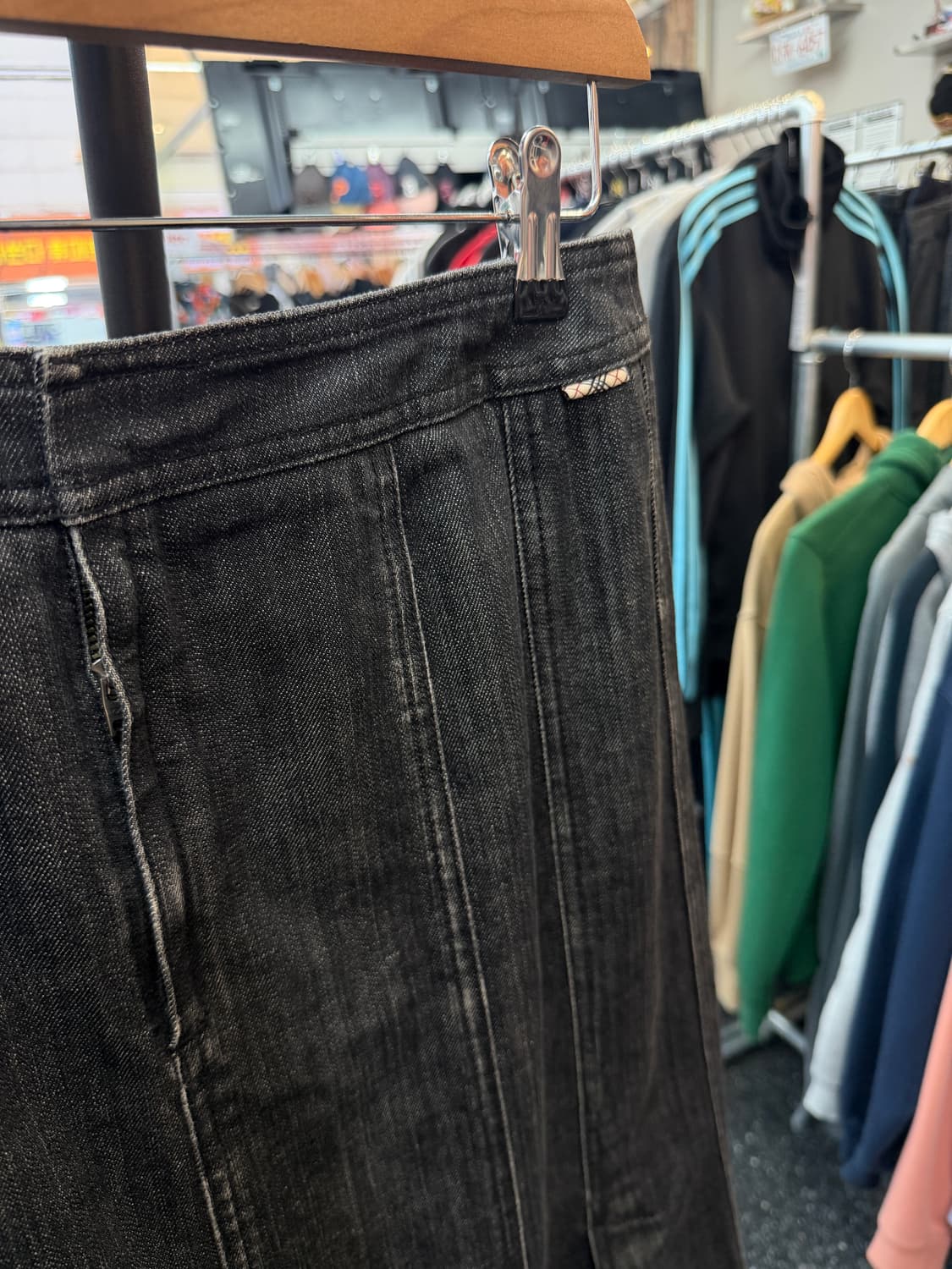 버버리 블랙데님 스커트 상품이미지3