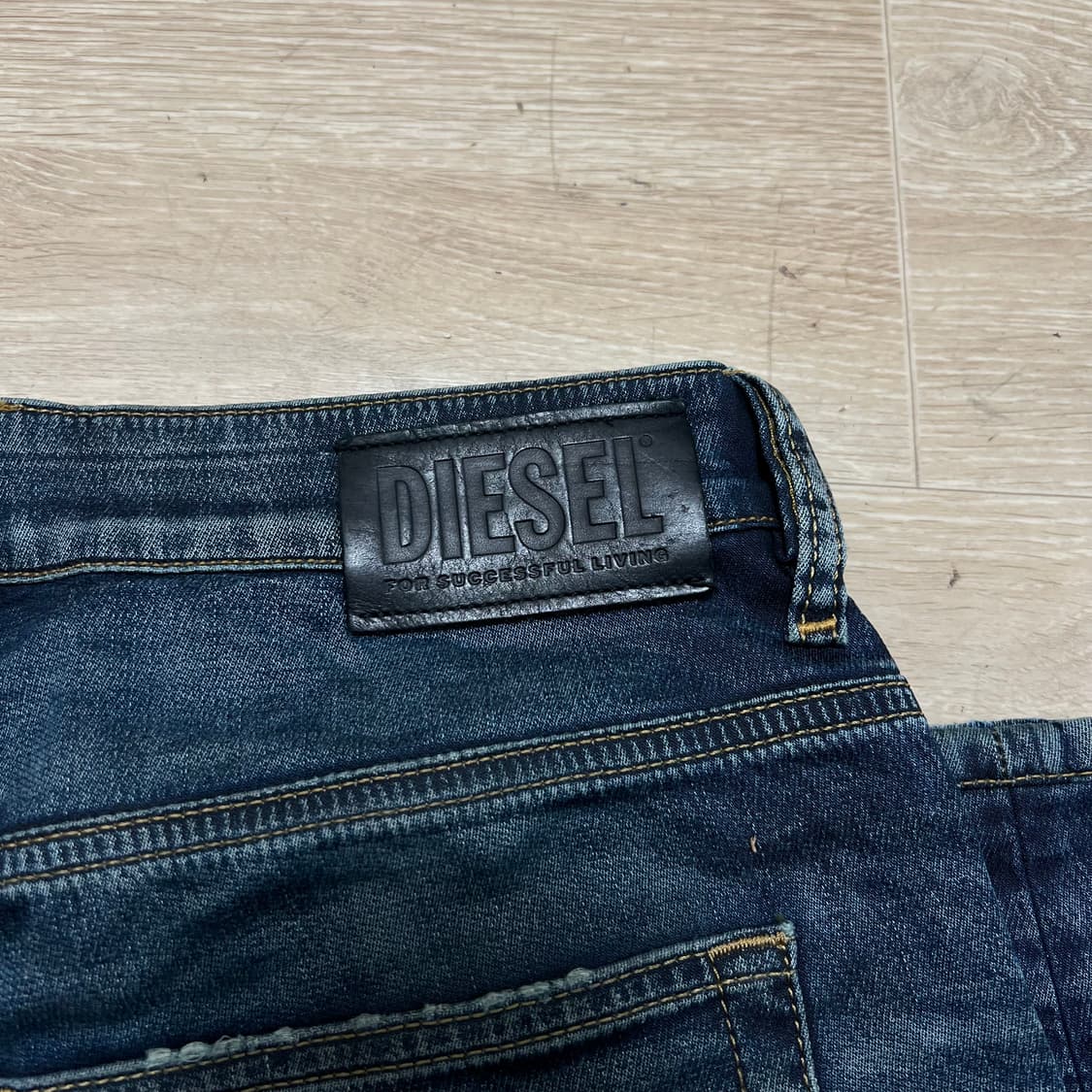 디젤 스트레이트 워싱 데미지드 데님진 찢청바지 [진청] 32 상품이미지6